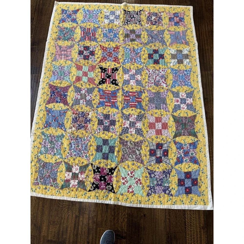 Vintage Handmade Patchwork Quilt Rob Peter to Pay Paul Twin 80x61 Hand Quilted